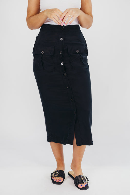 Better Days Button-Down Midi Cargo Skirt in Black
