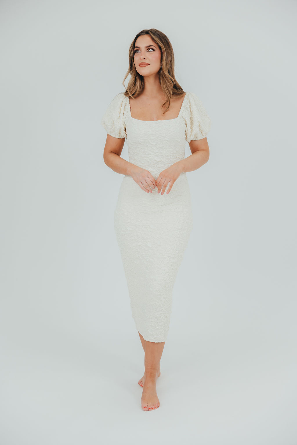 Blakeley Textured Midi Dress in Ivory - Bump Friendly & Inclusive Sizing (S-3XL) - Pre-Order 5/15 $20 OFF