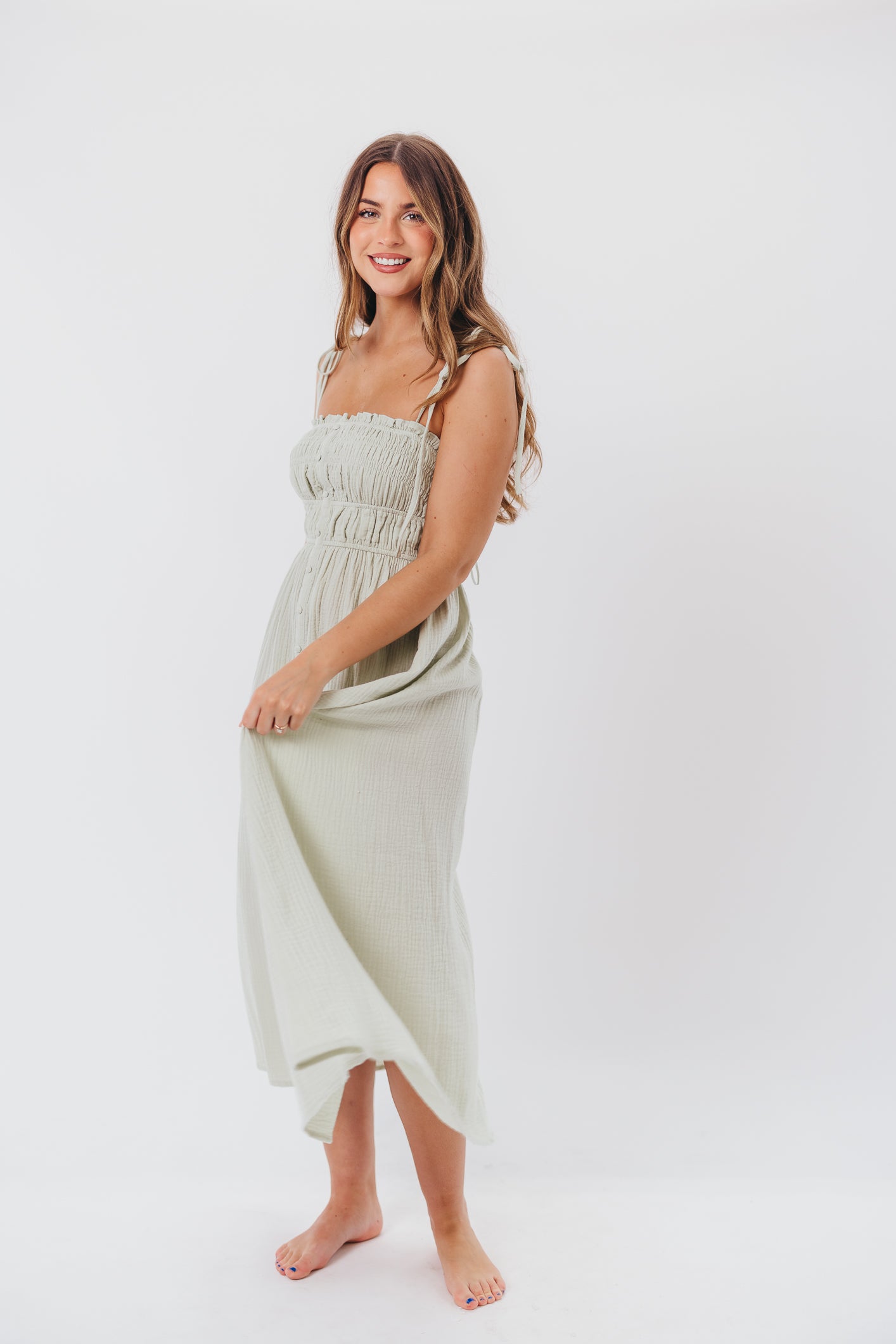 Melanie Button-Down Midi Dress in Light Mint