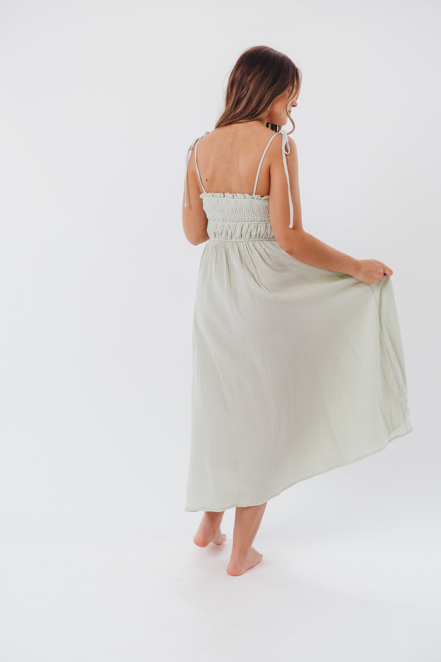 Melanie Button-Down Midi Dress in Light Mint